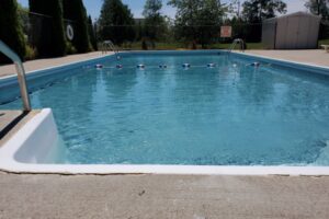 Closeup view of Wiarton Willy's Inn outdoor pool